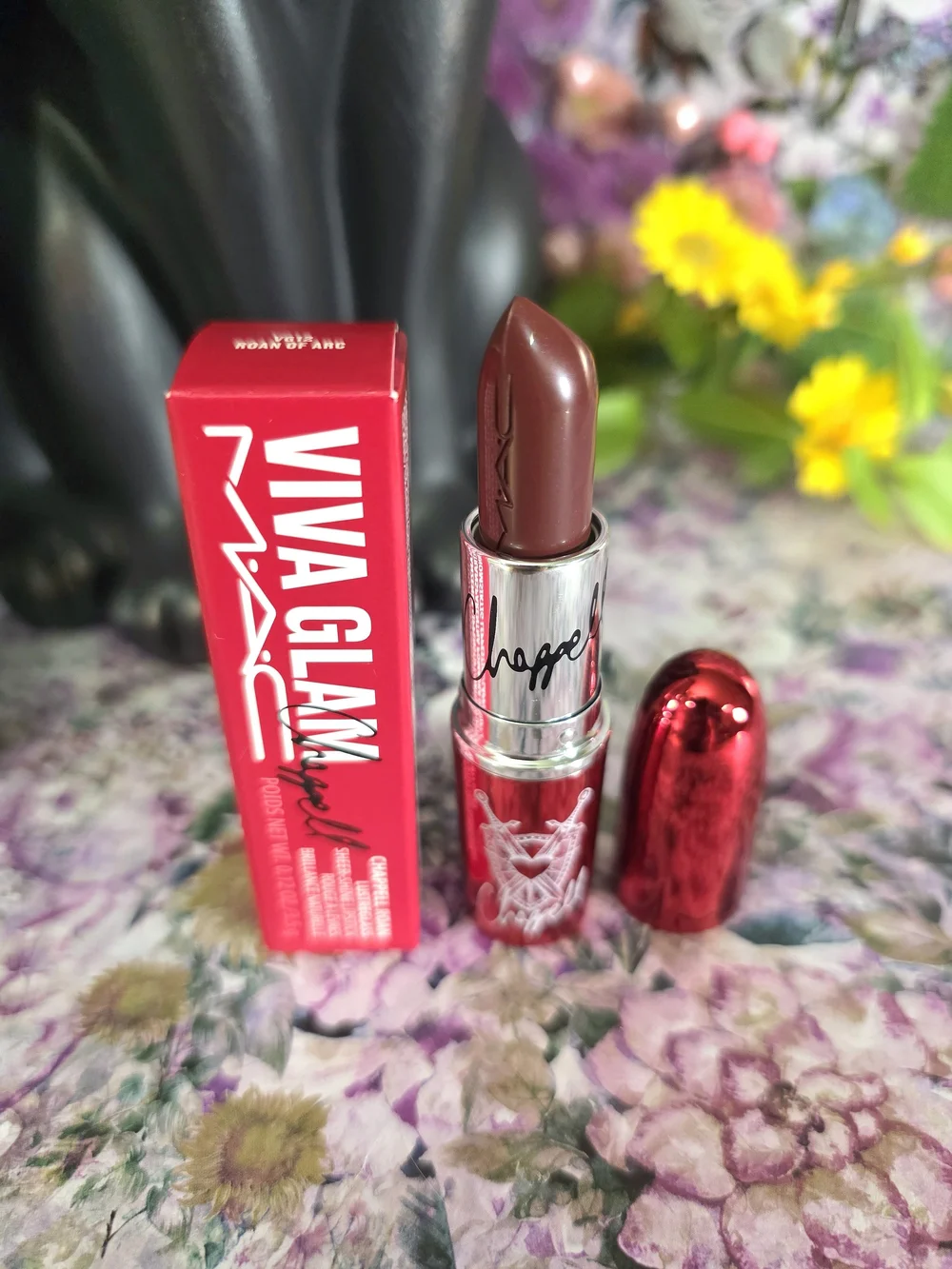MAC Cosmetics Viva Glam 12 Roan Of Arc in Metallic Case Lipstick limited edition